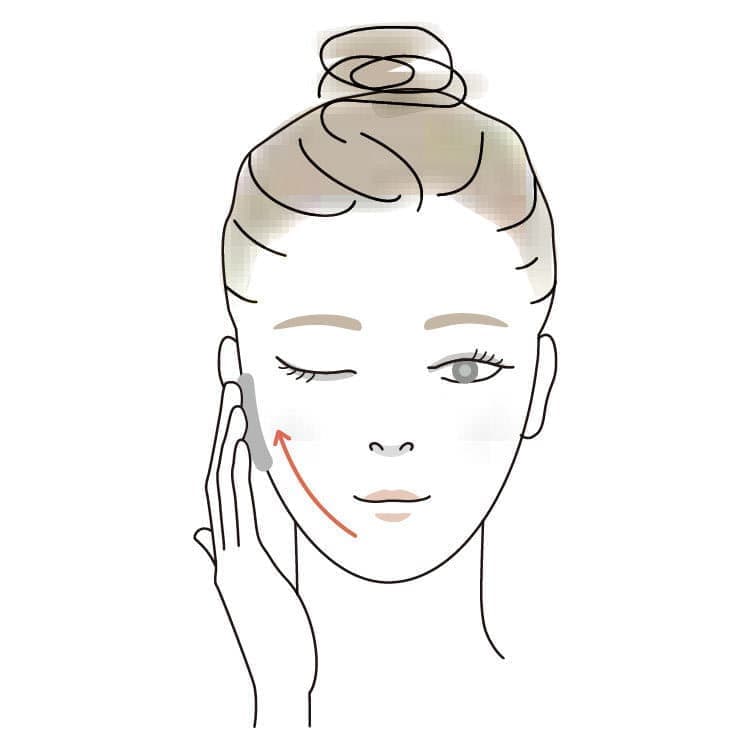 奈良県生駒市の美容室ランダーブルー。V3ファンデーションの使い方